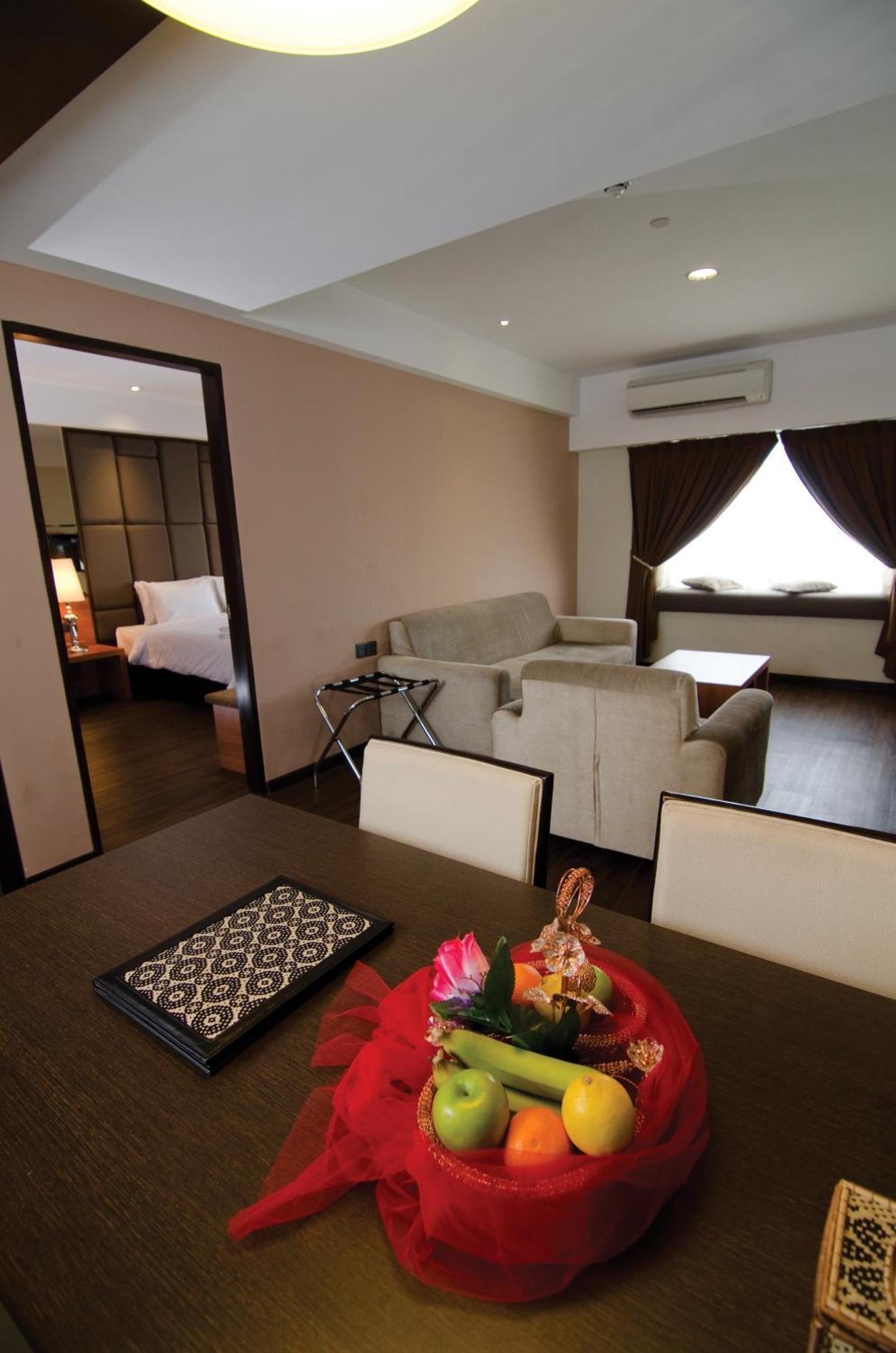 C'Haya Hotel Kota Kinabalu Quarto foto