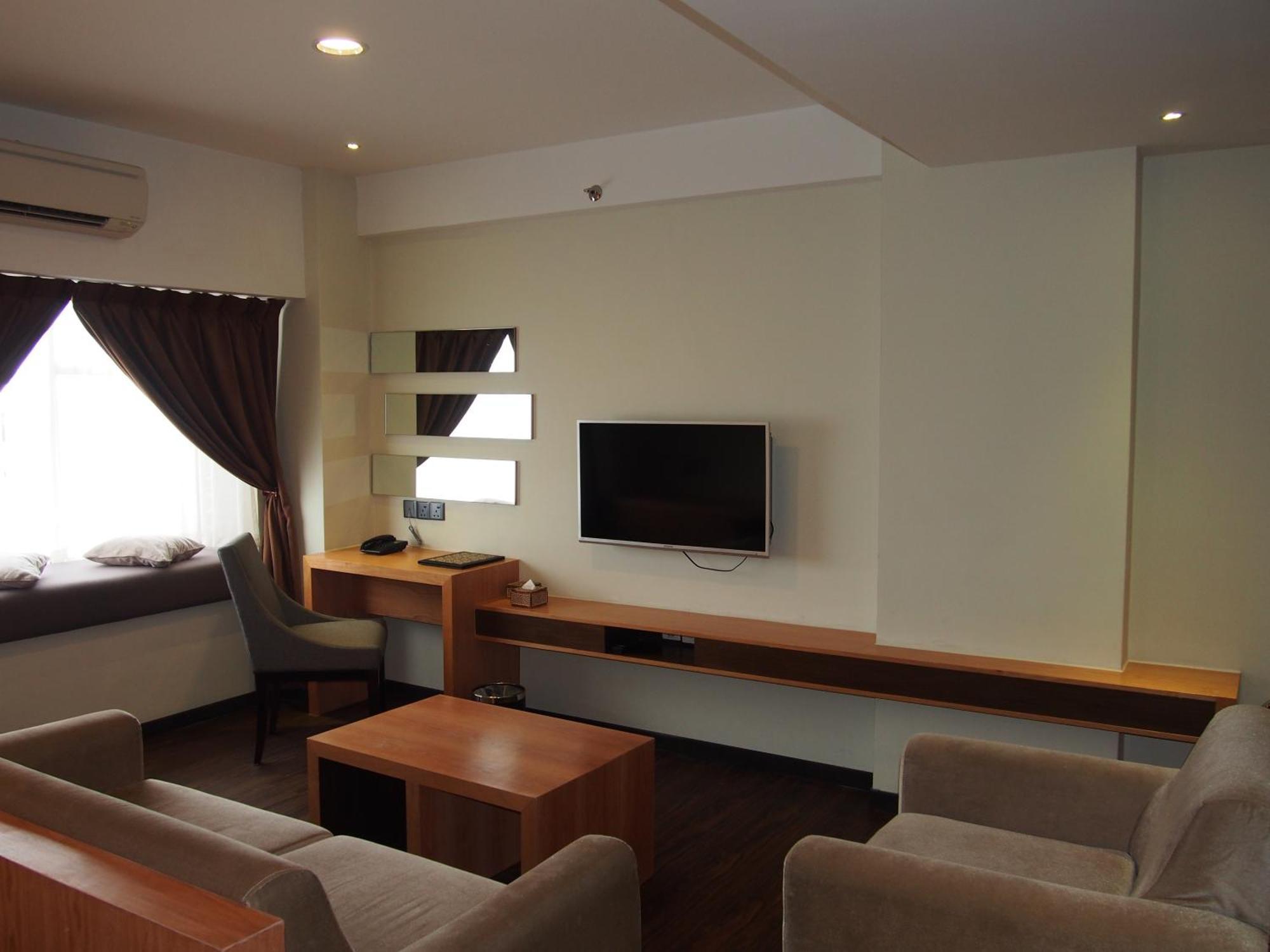 C'Haya Hotel Kota Kinabalu Quarto foto